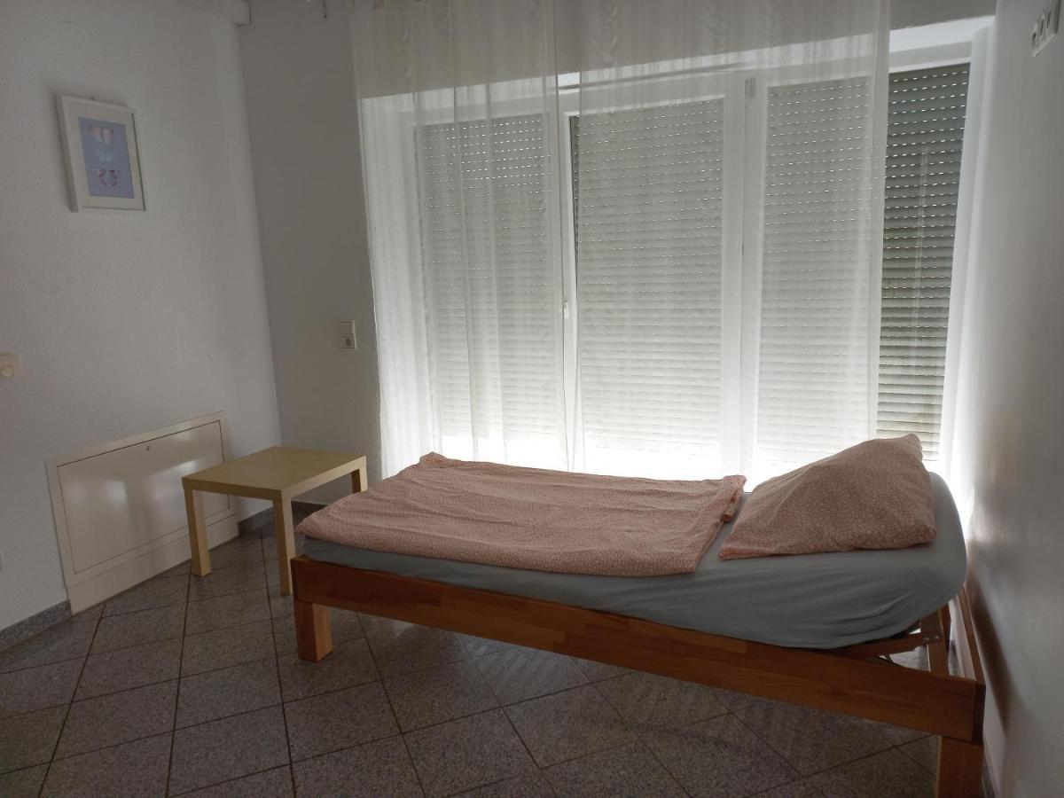 Muskat Villa Hanhofen Eksteriør billede