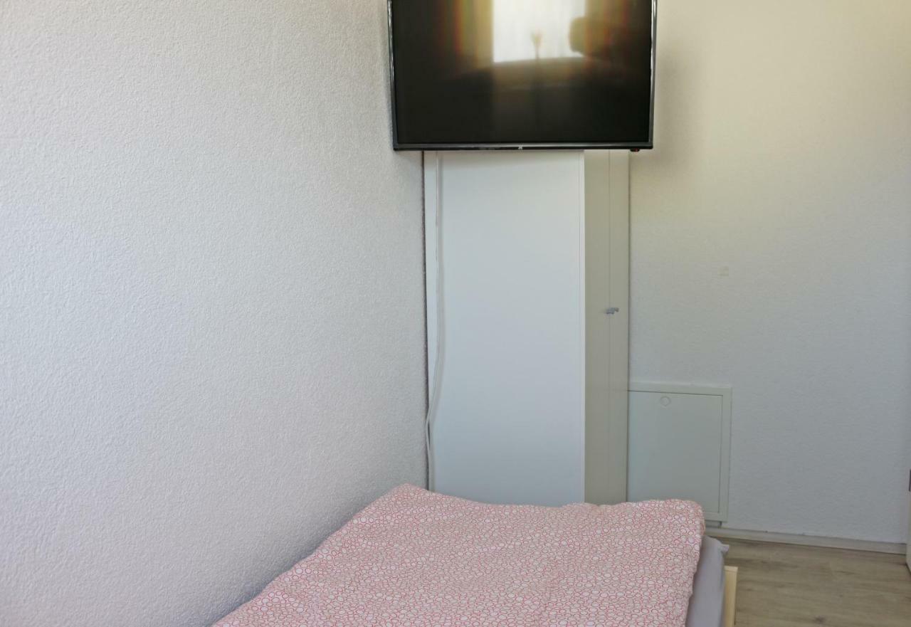 Muskat Villa Hanhofen Eksteriør billede