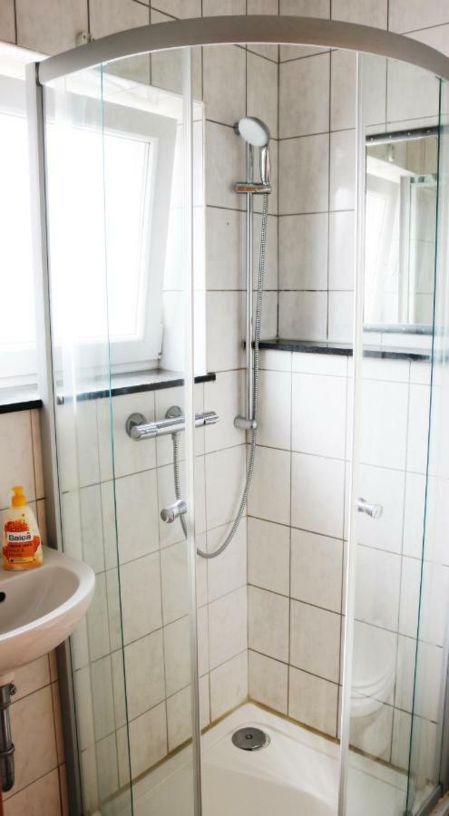 Muskat Villa Hanhofen Eksteriør billede